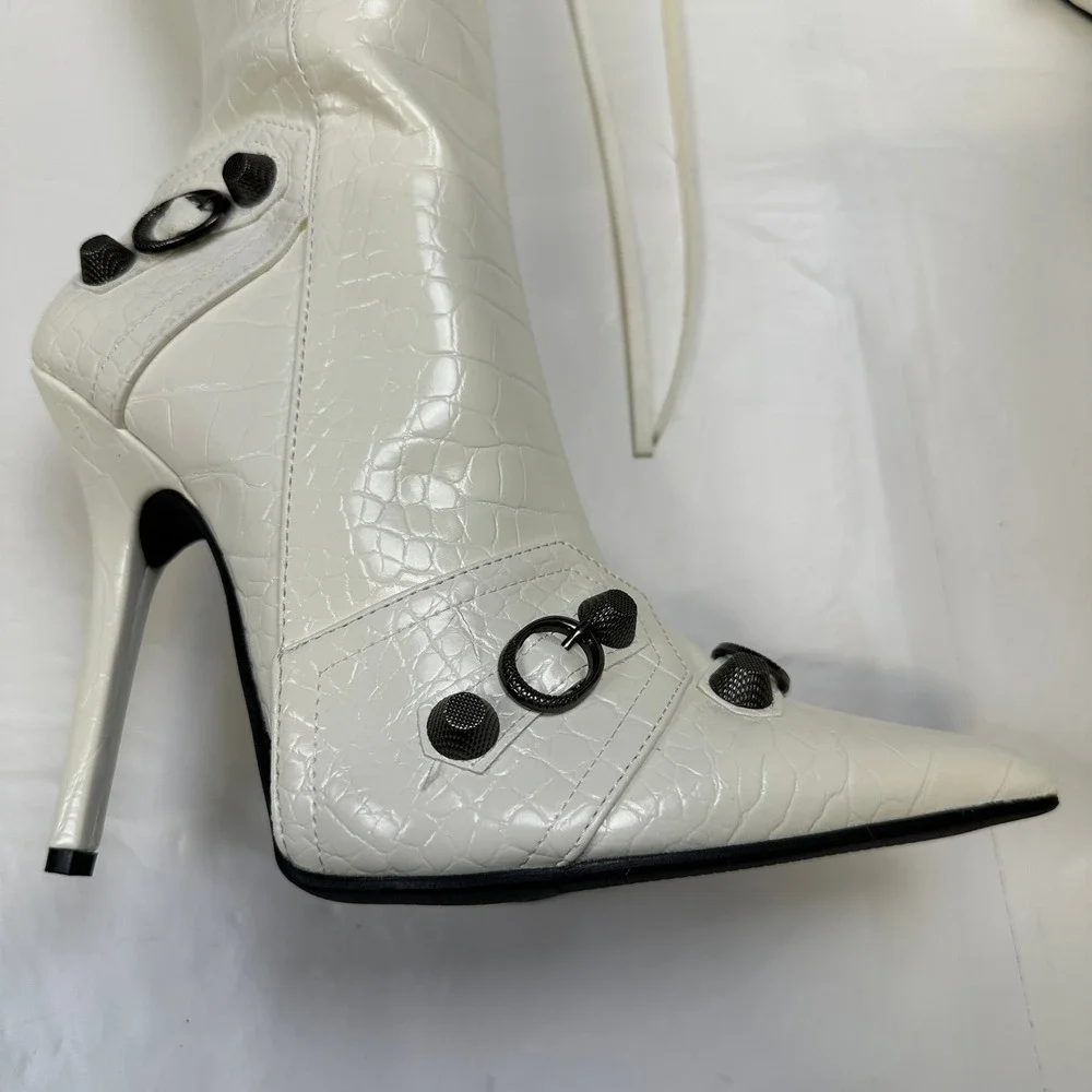 Fashion Nova Knee High Boots Croc Embossed White Stiletto Size 6 - Picture 2 of 13